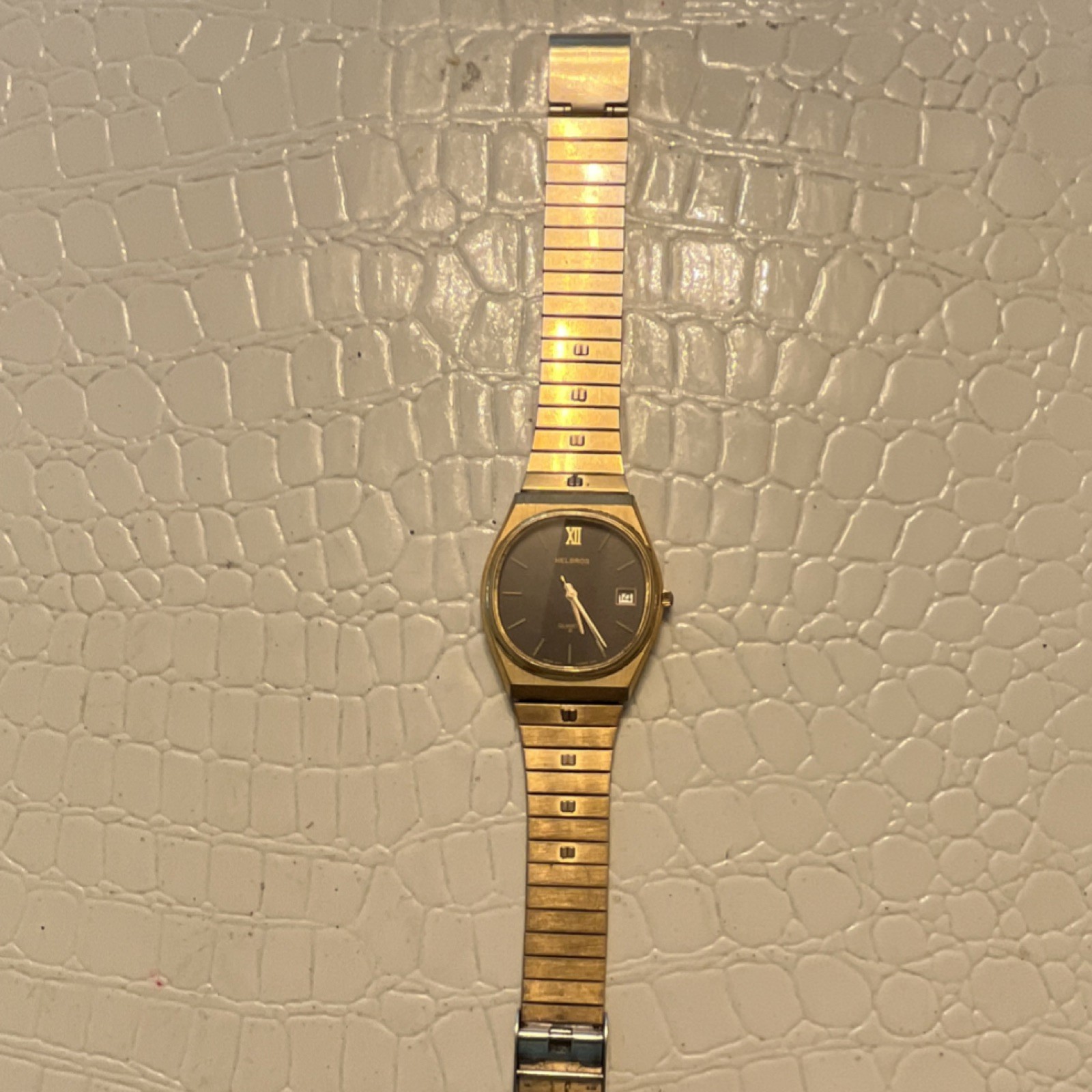 Helbros Quartz Vintage Gold Tone Stainless Bracelet Watch Black Dial Date