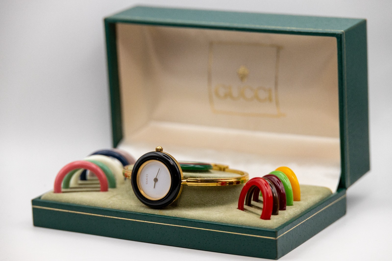 【Box&Paper】GUCCI Change Bezel 11/12.2 1100L Gold Vintage Quartz Woman’s Watch