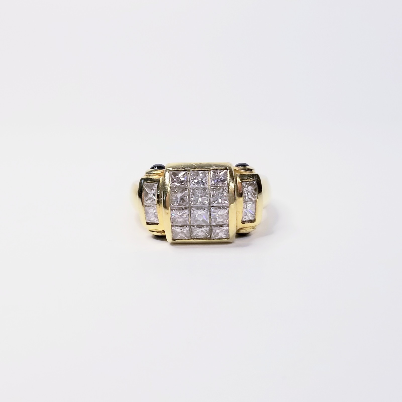 18k 2.0CTW Diamond Ring w/ Cabochon Sapphire Accents Size 6.45 – Great Condition