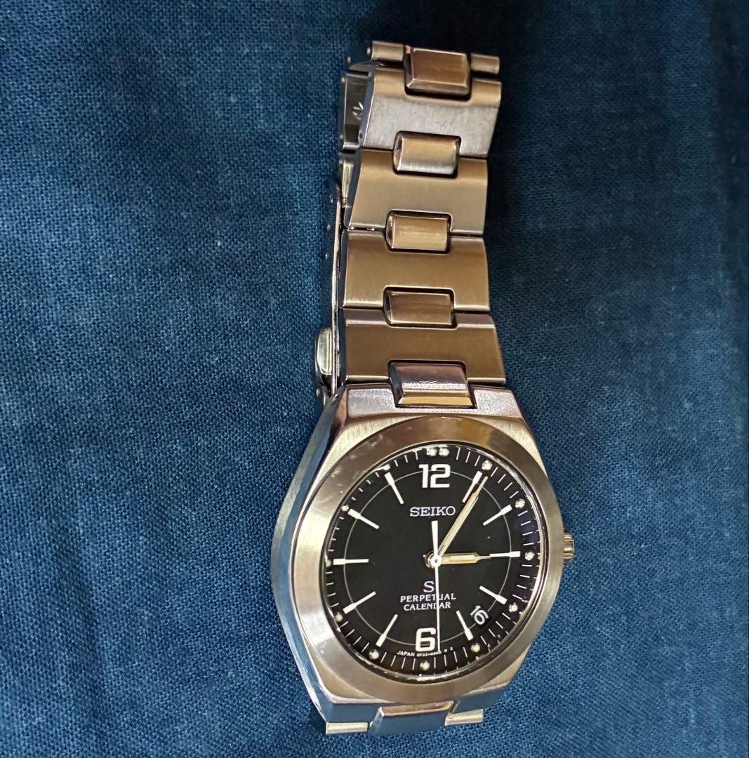 SEIKO SUS 6 12 Watch with 8F32 Perpetual Calendar