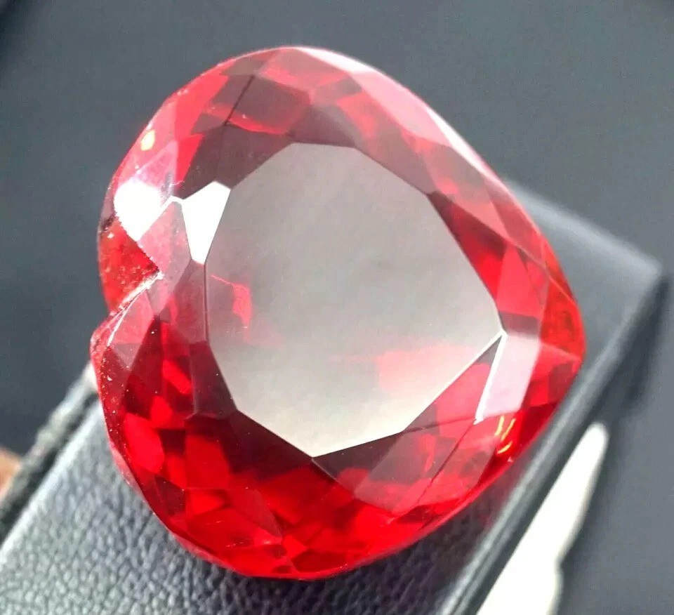 Red Topaz Heart Cut 101.60 Ct Certified A++ Brazilian Natural Loose Gemstone