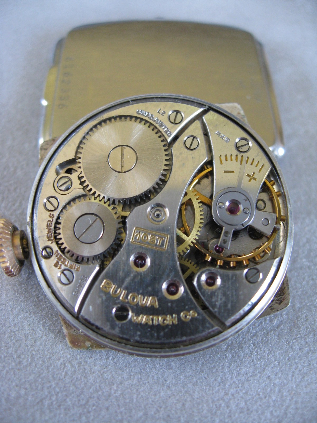 Vintage 1952 Working Bulova Men’s Director Watch 15 jewels/Swiss 10BT movement