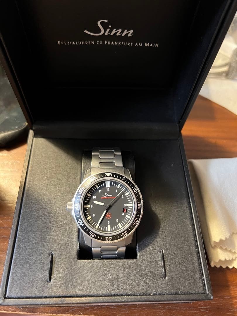 Sinn EZM3 Diver’s Watch – Men’s Automatic – Excellent Condition