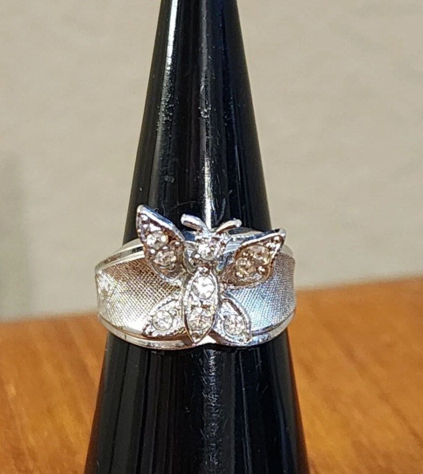 Park Lane Rare HOSTESS BUTTERFLY RING w/ Swarovski Crystals – Sz 6 – Lovely!