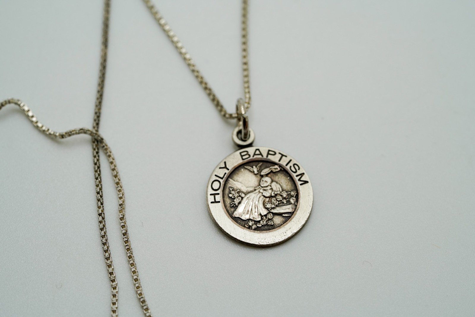 Vintage Sterling Silver Holy Baptism Cherub Pendant 1.8cm Necklace 25″ JB14