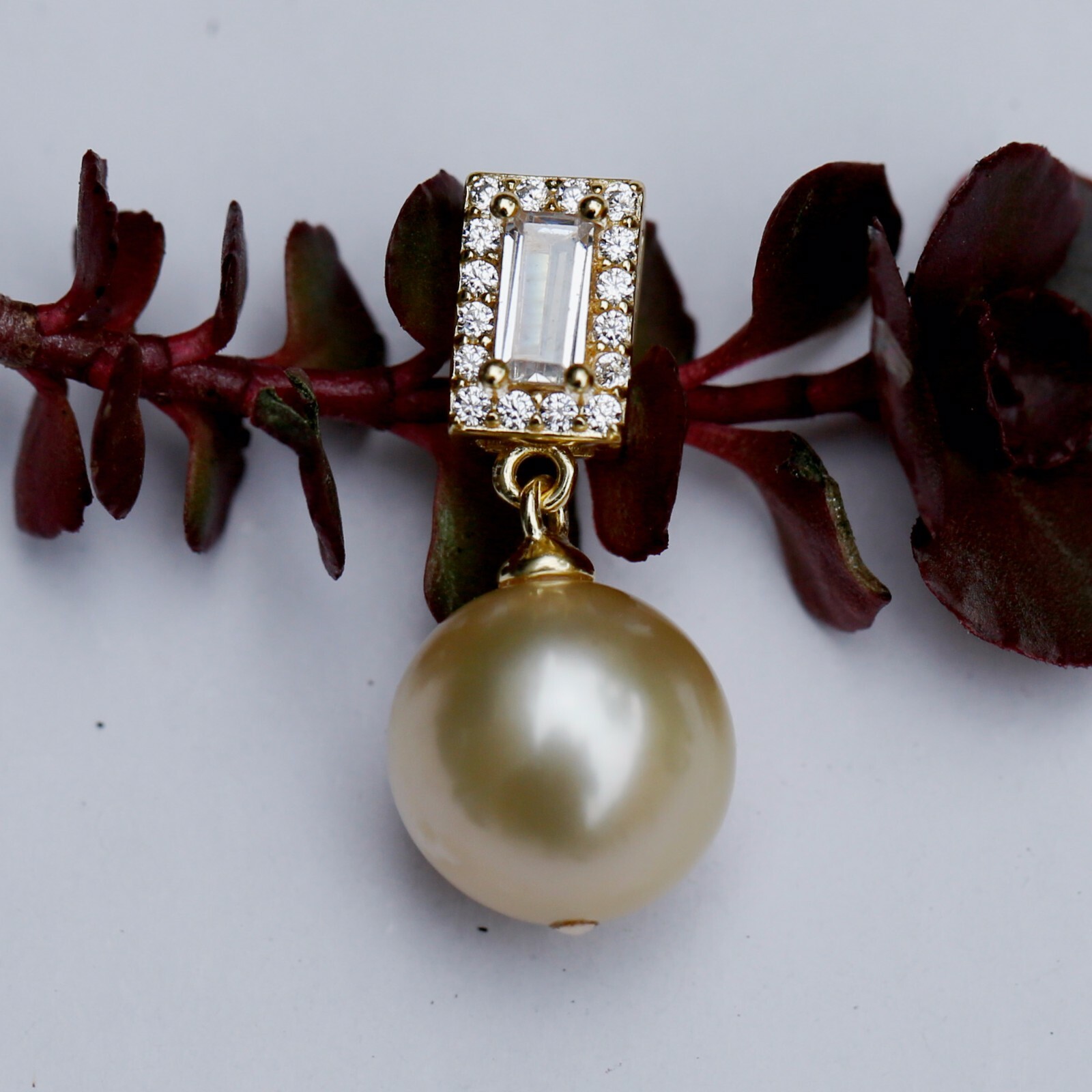 9.5-10mm Australia gold seawater Pearl high luster Silver crystal pendant TH57