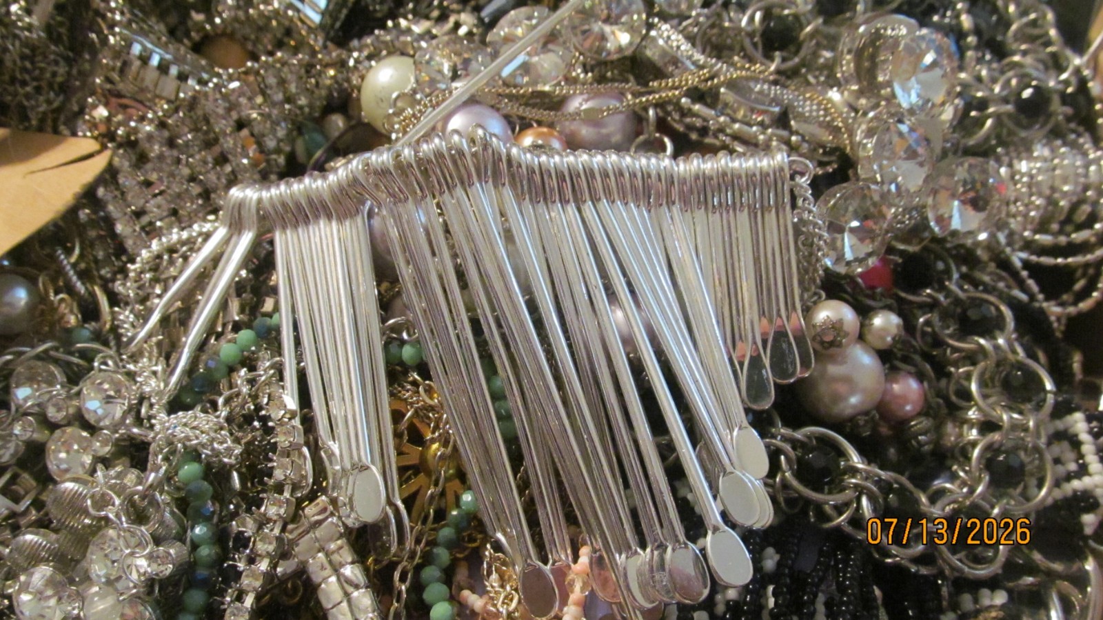 Vintage/New 20 lb all wearable good jewelry don’t miss this 1!
