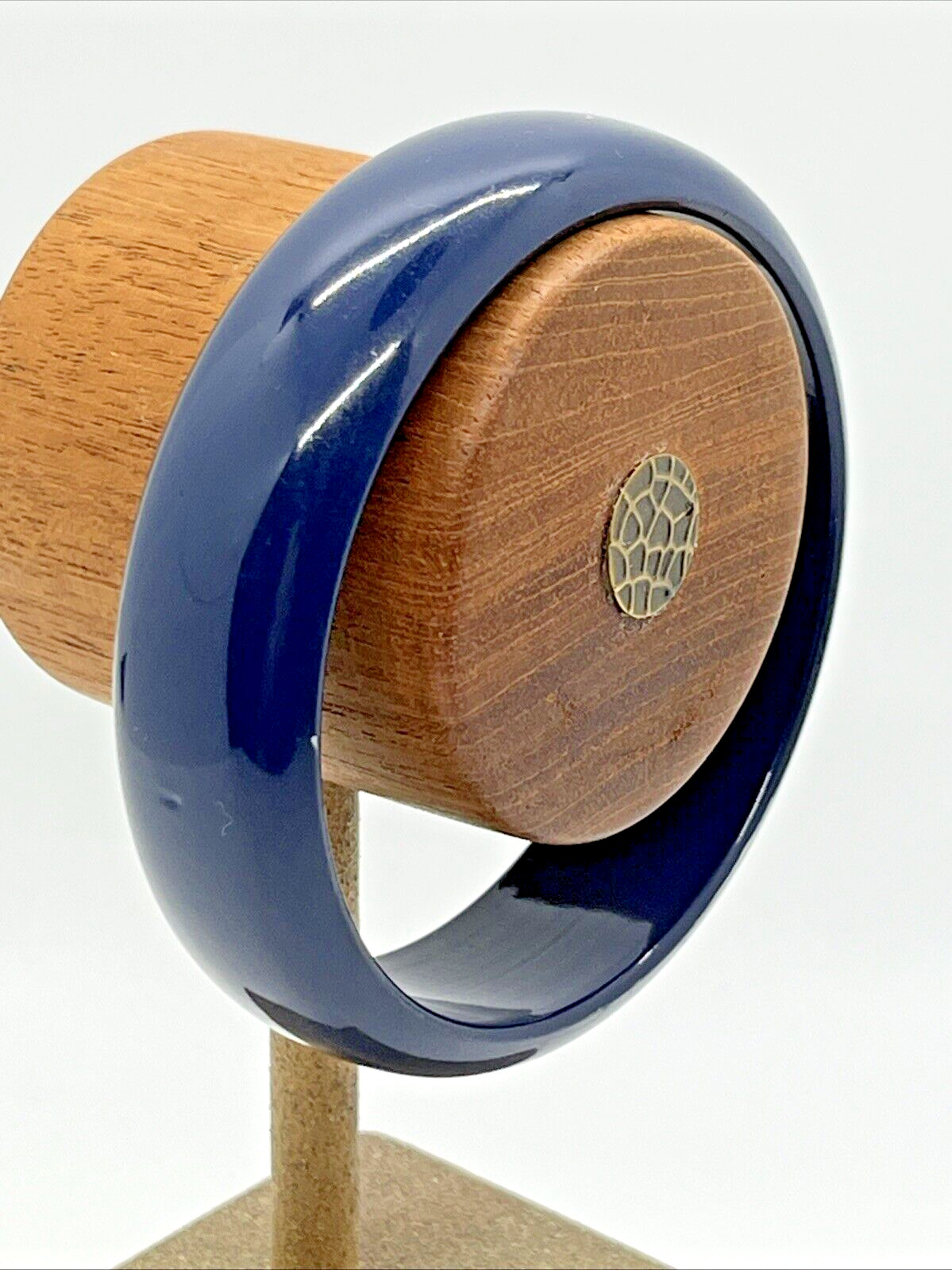 Vintage Shiny Navy Blue Lucite Bangle Bracelet