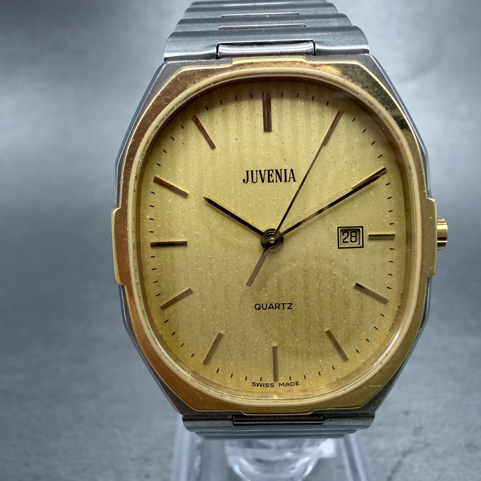 Juvenia Watch Men 28mm Champagne Dial Two Tone Date Oval U-1007 New Battery