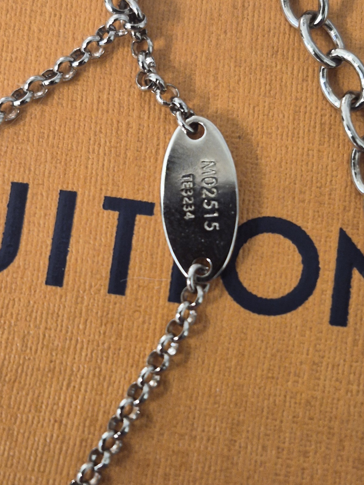 LOUIS VUITTON Necklace Lady LV GP Double Chain COA INCLUDED Box/Dustbag INCLUDED