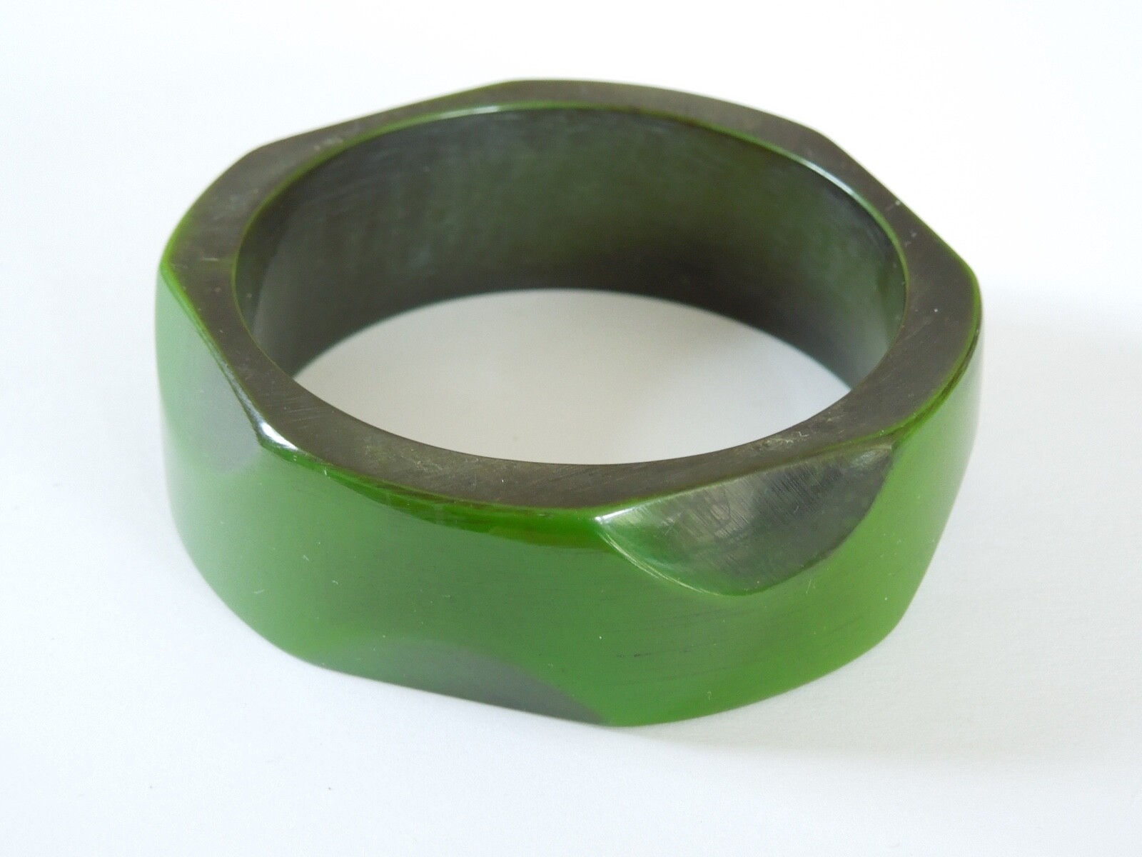 Vintage Green Bangle 1950s Galalith? Not Bakelite 54.4 g Ø 6.6 cm