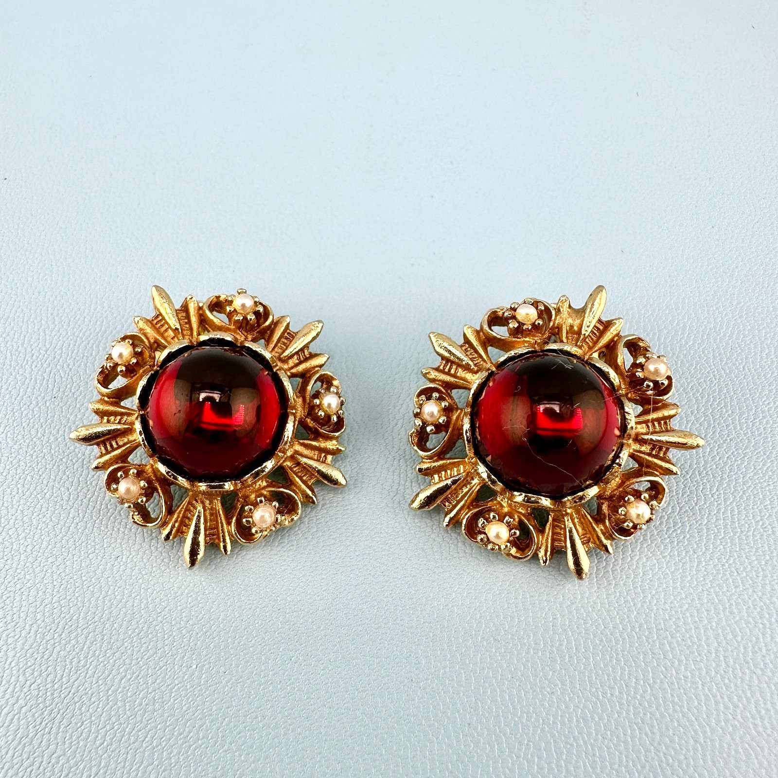 Vintage Clip On Earrings Red Glass Cabochon Gold Tone Faux Pearl Etruscan Rev