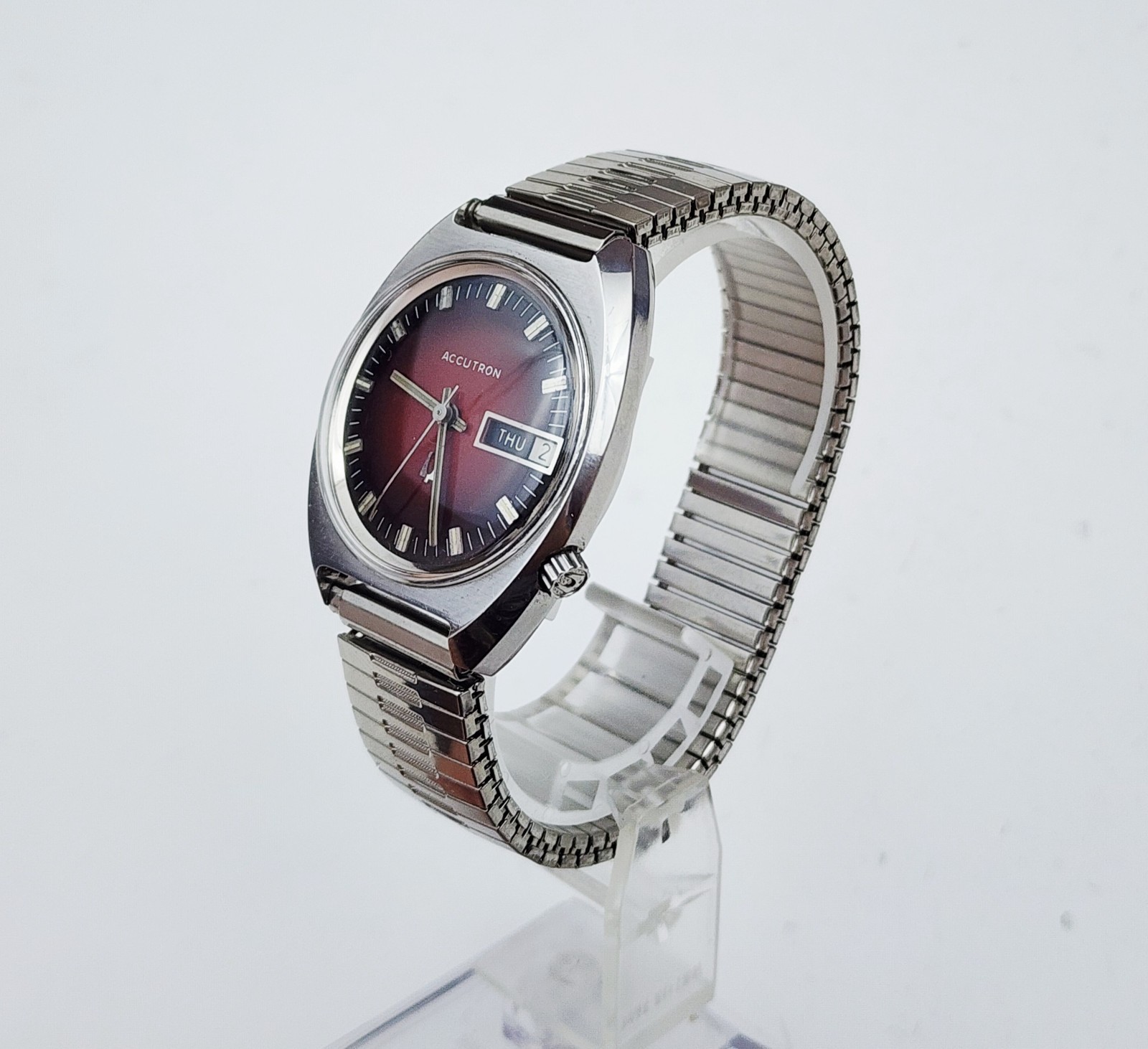Men’s Vintage 1972 TUNING FORK Watch ACCUTRON Cal.2182