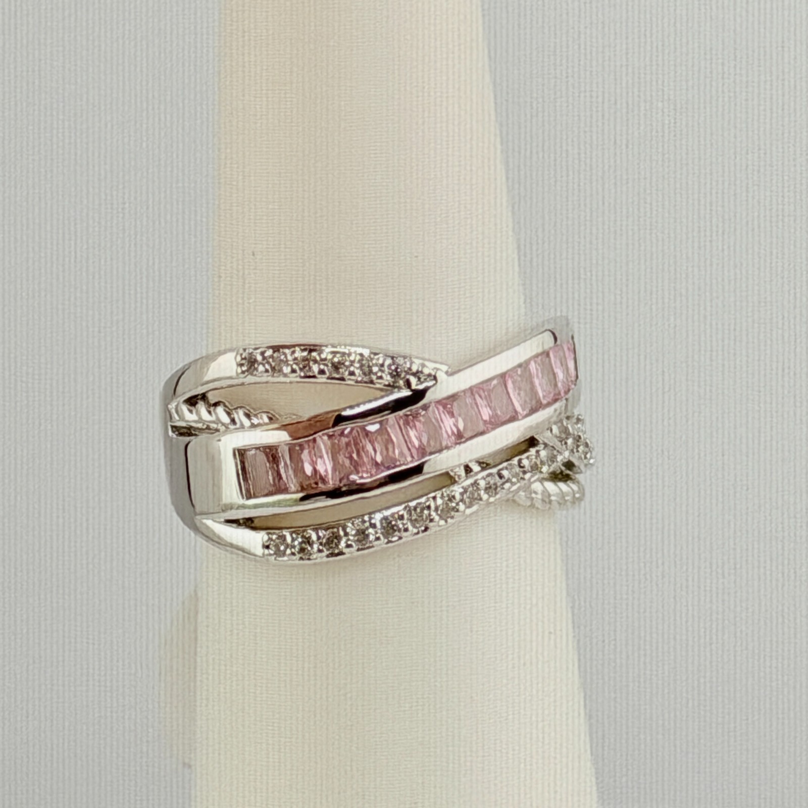 Bomb Party Ring Sz 8 “Simplicity in the Details” Rose Quartz on Rhodium RBP6384