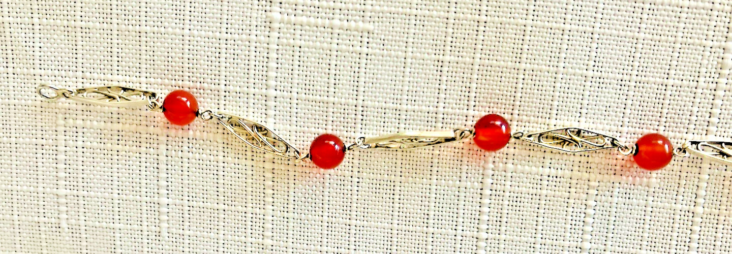 Dainty 10K White Gold Spessartine Garnet Bead Filigree Link Bracelet Vintage