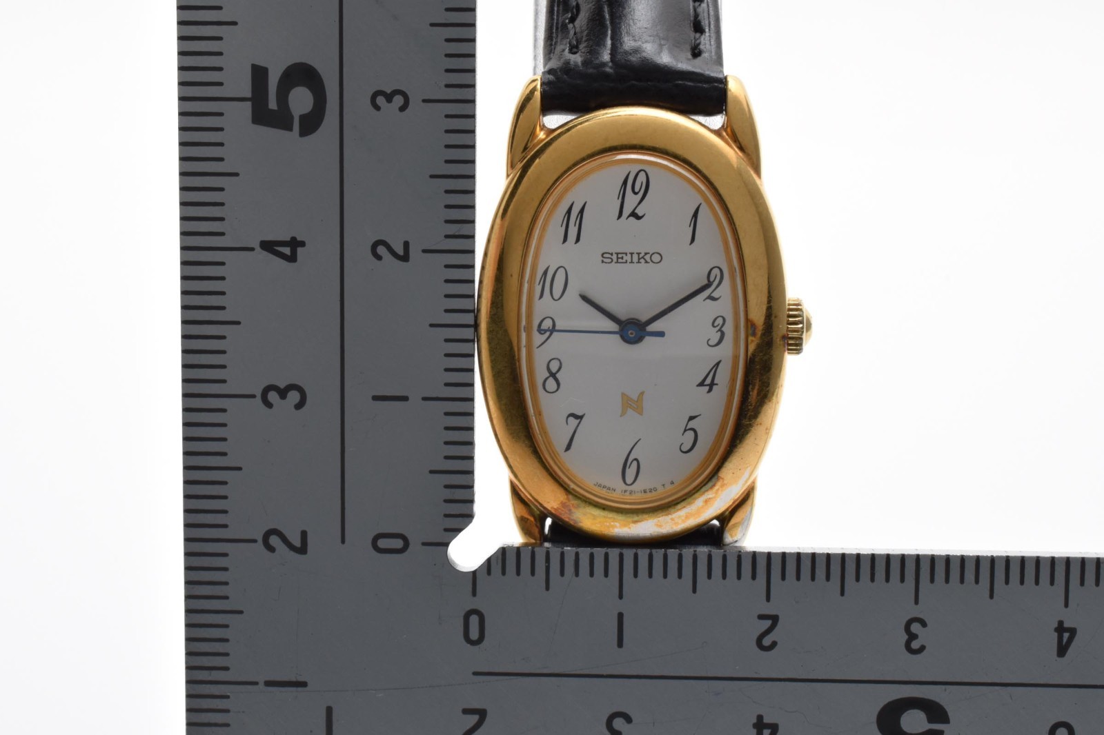[Exc+5] Seiko Noie 1F21-5B70 Gold Oval Dial Quartz Women’s Watch 21mm Japan