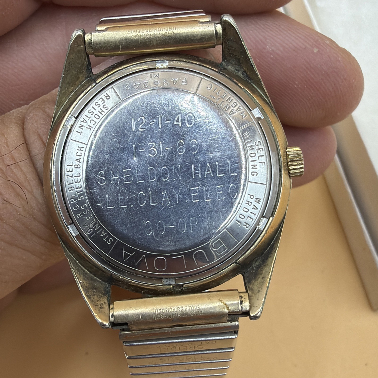 Vintage Mens Bulova 23 Jewels Selfwinding Watch Working Condition