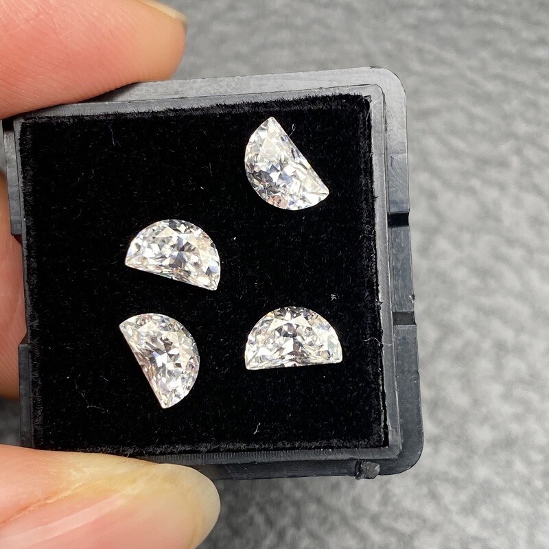 3x4mm-6x9mm White D Color Half Moon Moissanite Stone VVS1 Excellent For Jewelry