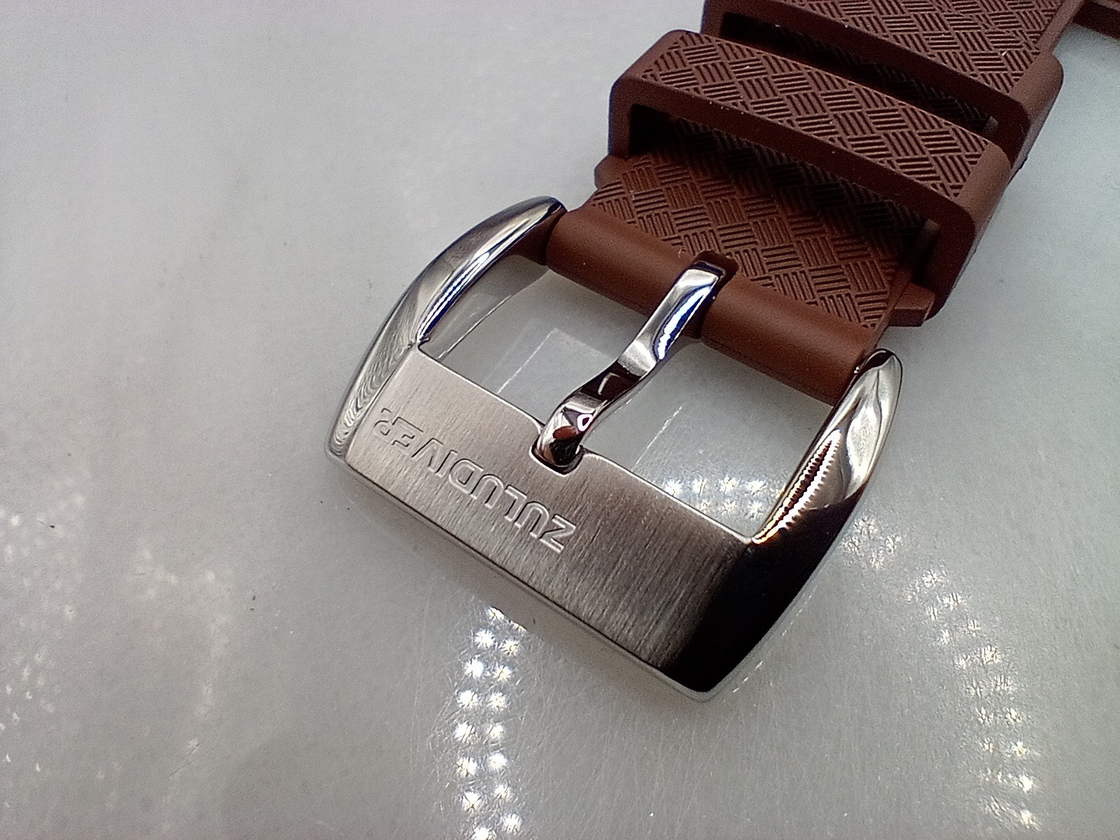 New 20mm Watchgecko Zuludiver HNBR Rubber Watch Strap Brown Quick Release 6B428