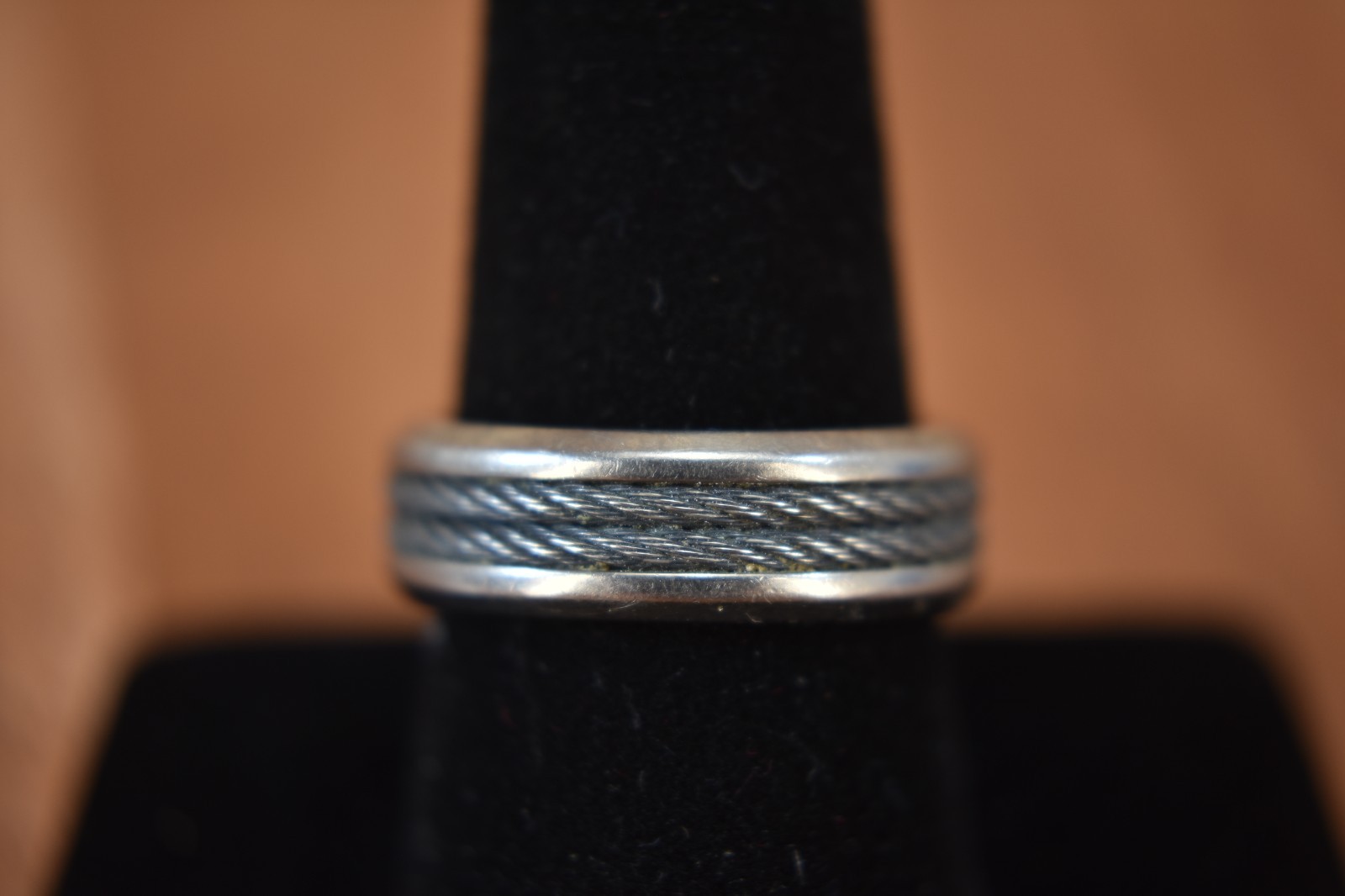 Men’s Triton Titanium 18k Ring Prominent cable inlay band stainless steel