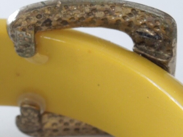 Vintage Bracelet Belt Buckle Ochre Yellow Plastic 1oz / Ø 2 5/8in