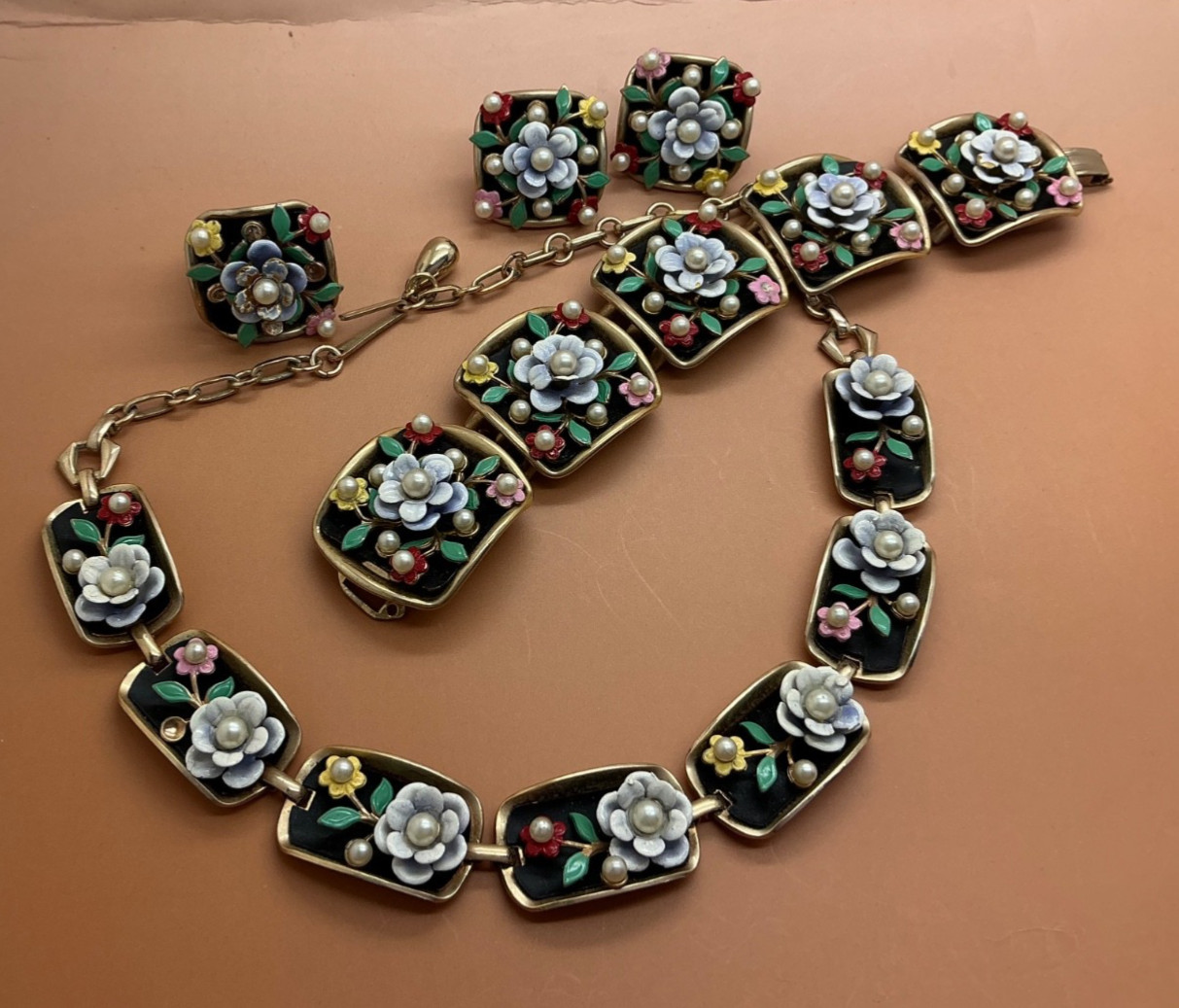 RETRO 4 Piece SET! Vintage ALICE Mulit Color Bracelet Earrings Necklace Ring!!