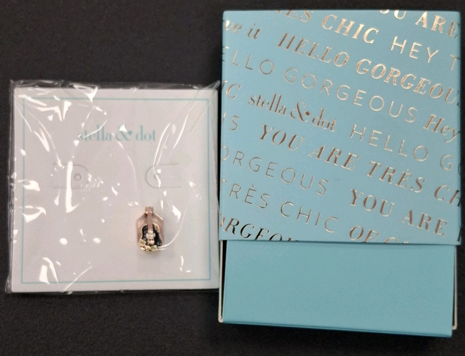 Stella & Dot Hoopla Guitar Charm For Bracelet C305RG Rose Gold Tone Enameled