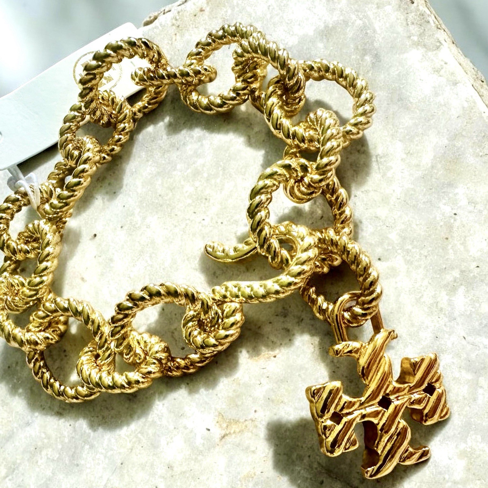 NWT Tory Burch Gold Twist Rope Chain Bracelet With Logo Pendant