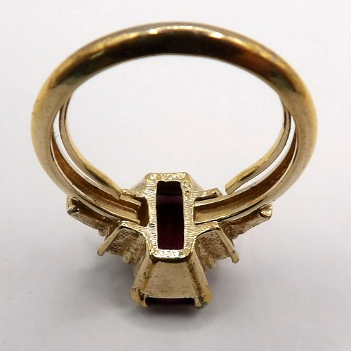 Avon Faux Amethyst Emerald-Cut Stone & Crystal Goldtone Ring (Size 5.5 to 7)