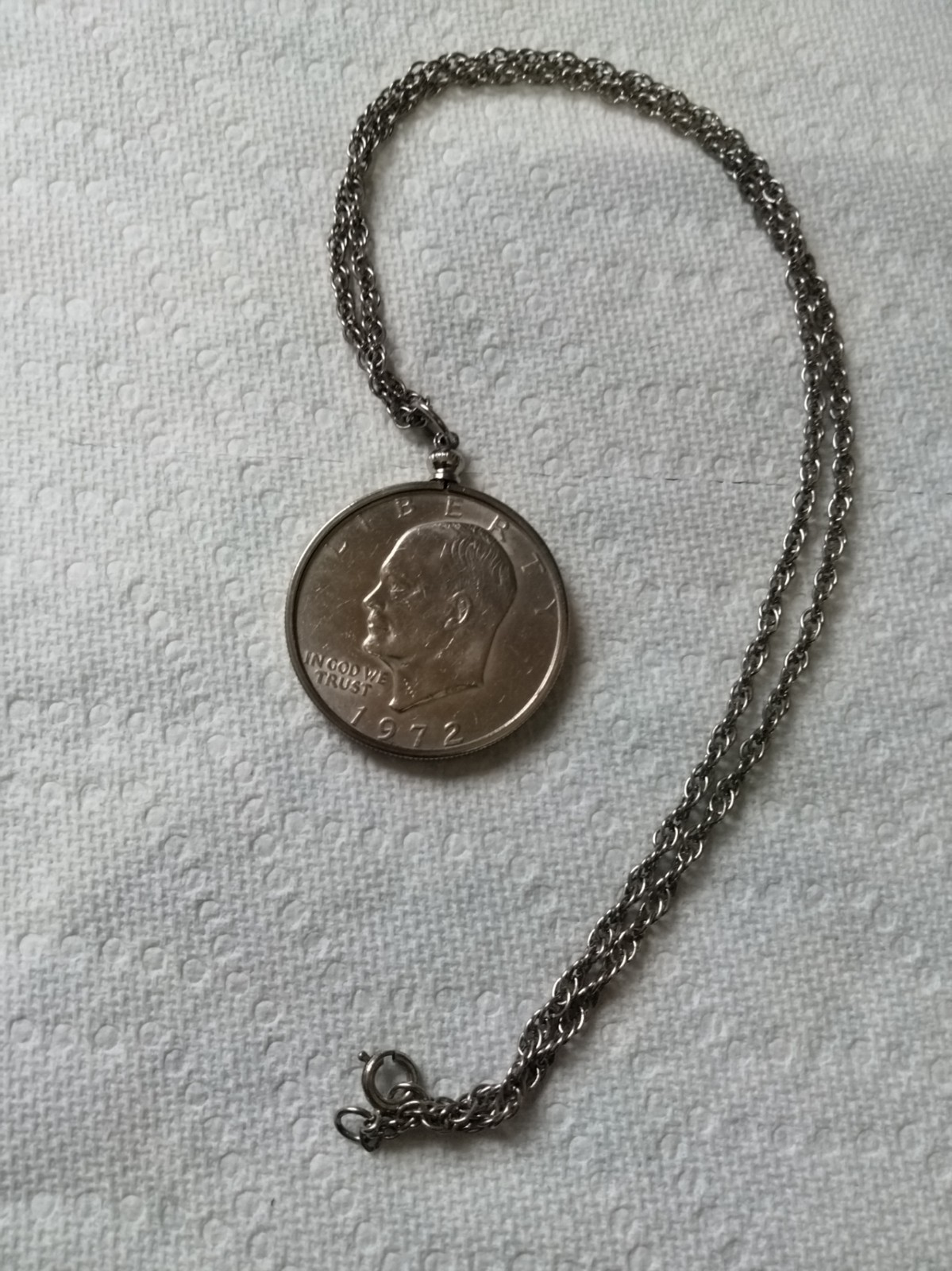 1972 Eisenhower Dollar Necklace with a 23 Inch metal Chain !!!!!