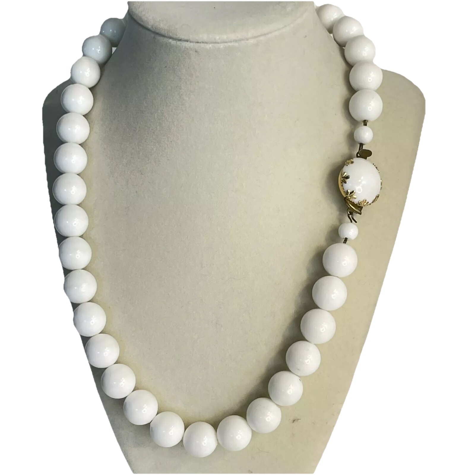 Vtg White Large Bead Gold Necklace Made In Austria Lucite Bubble Gum 1950 Classy