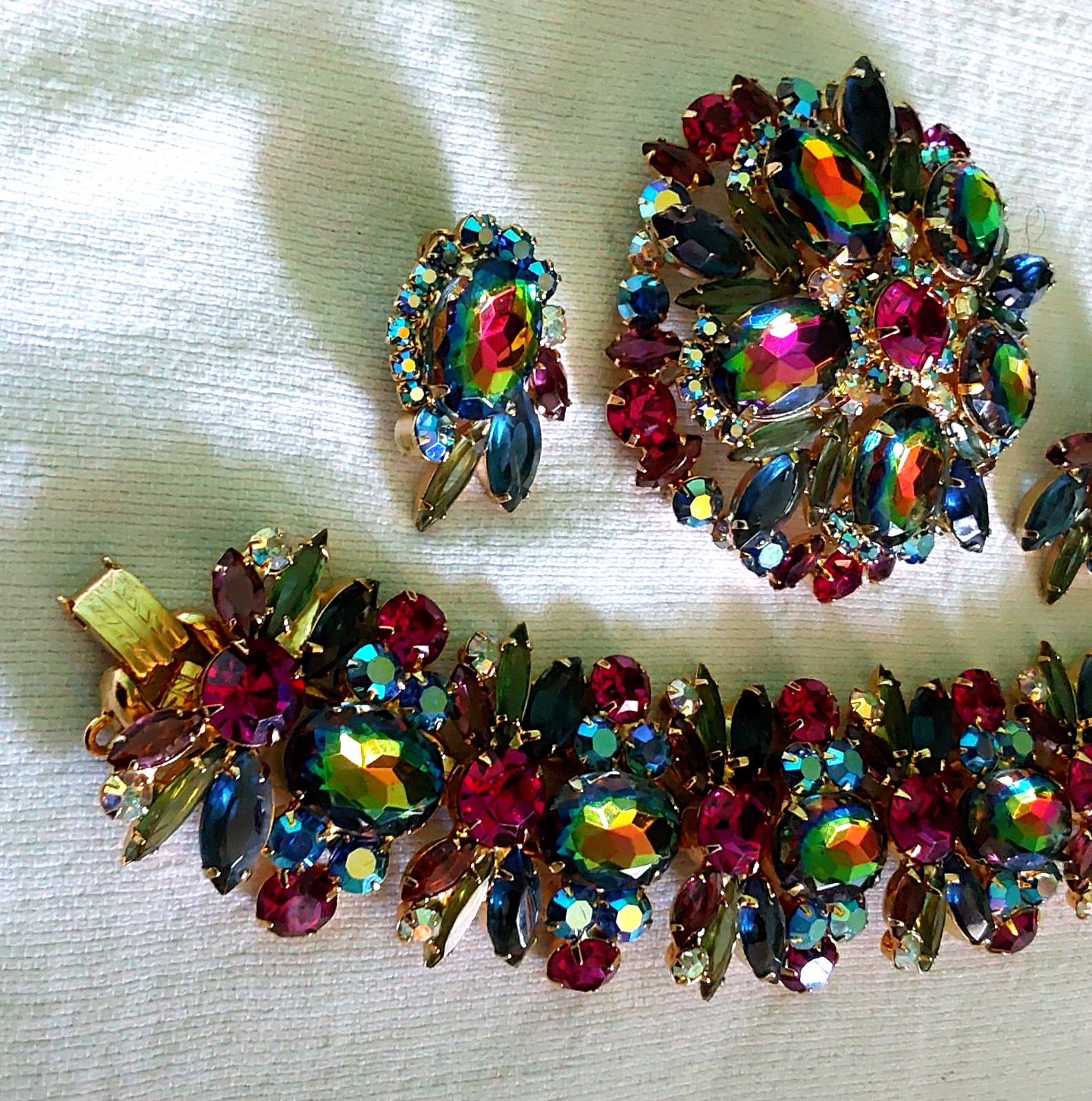 Juliana Rhinestone BRACELET BROOCH EARRING SET Book Pcs Watermelon Vitrail Rare