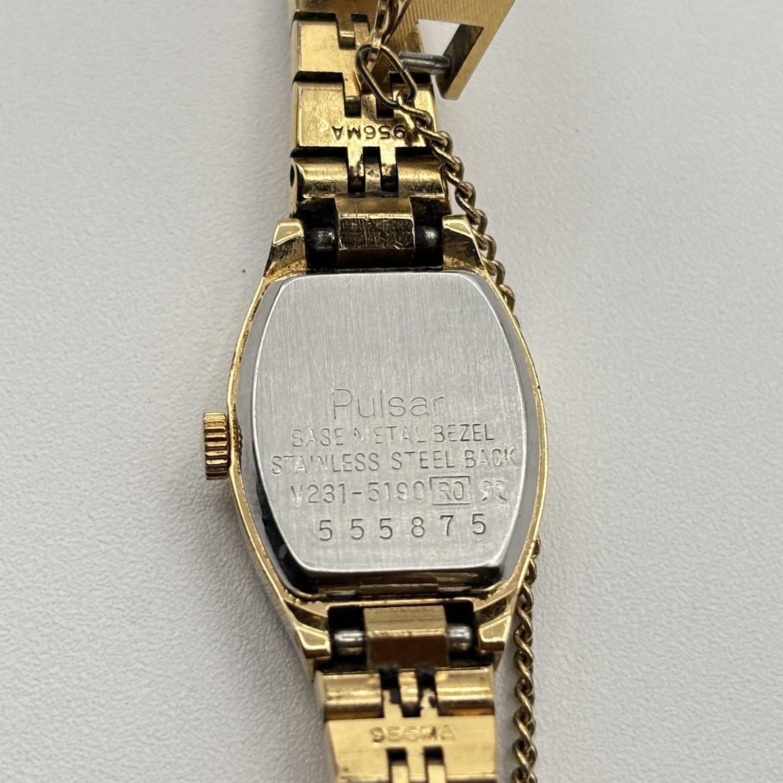 Pulsar V231-5190 Vintage Ladies Gold-Tone Watch Champagne Dial With Safety Chain