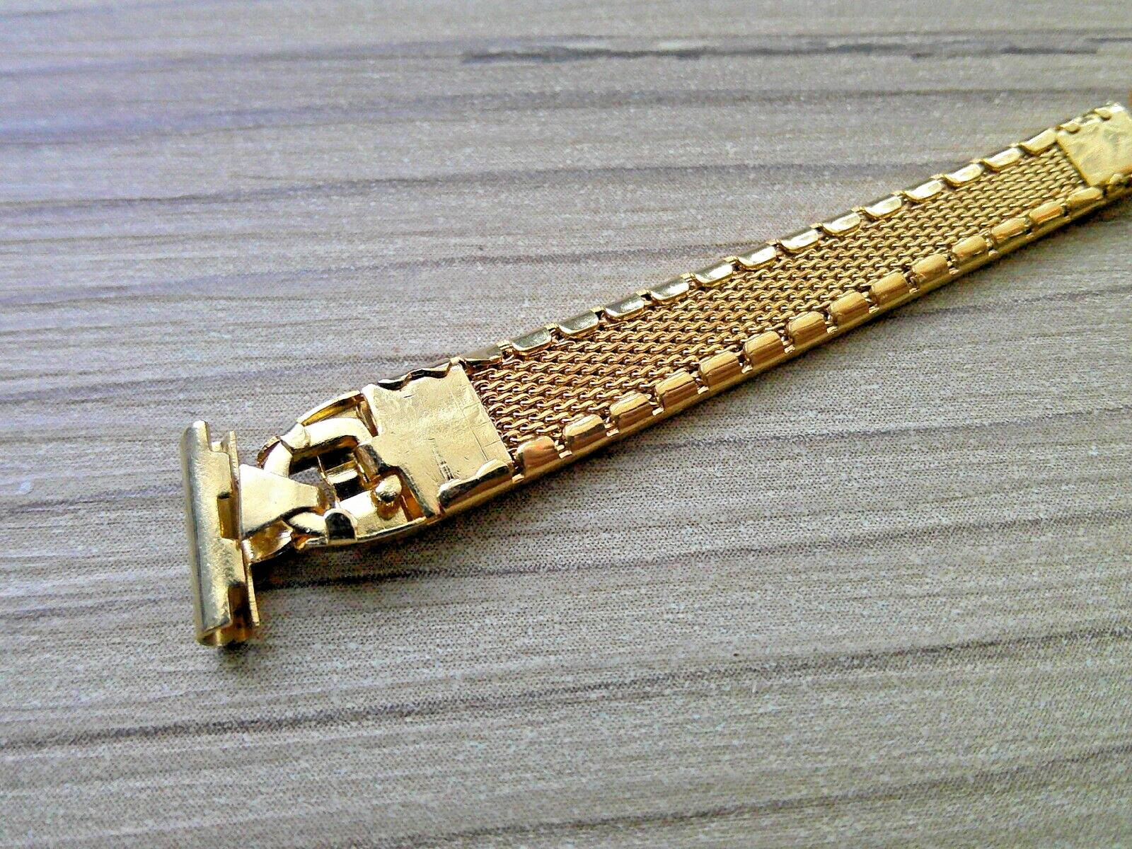 Empire Gold Tone Ladies Metal 9.5mm Watch Bracelet Safety Chain Fold Over Clasp