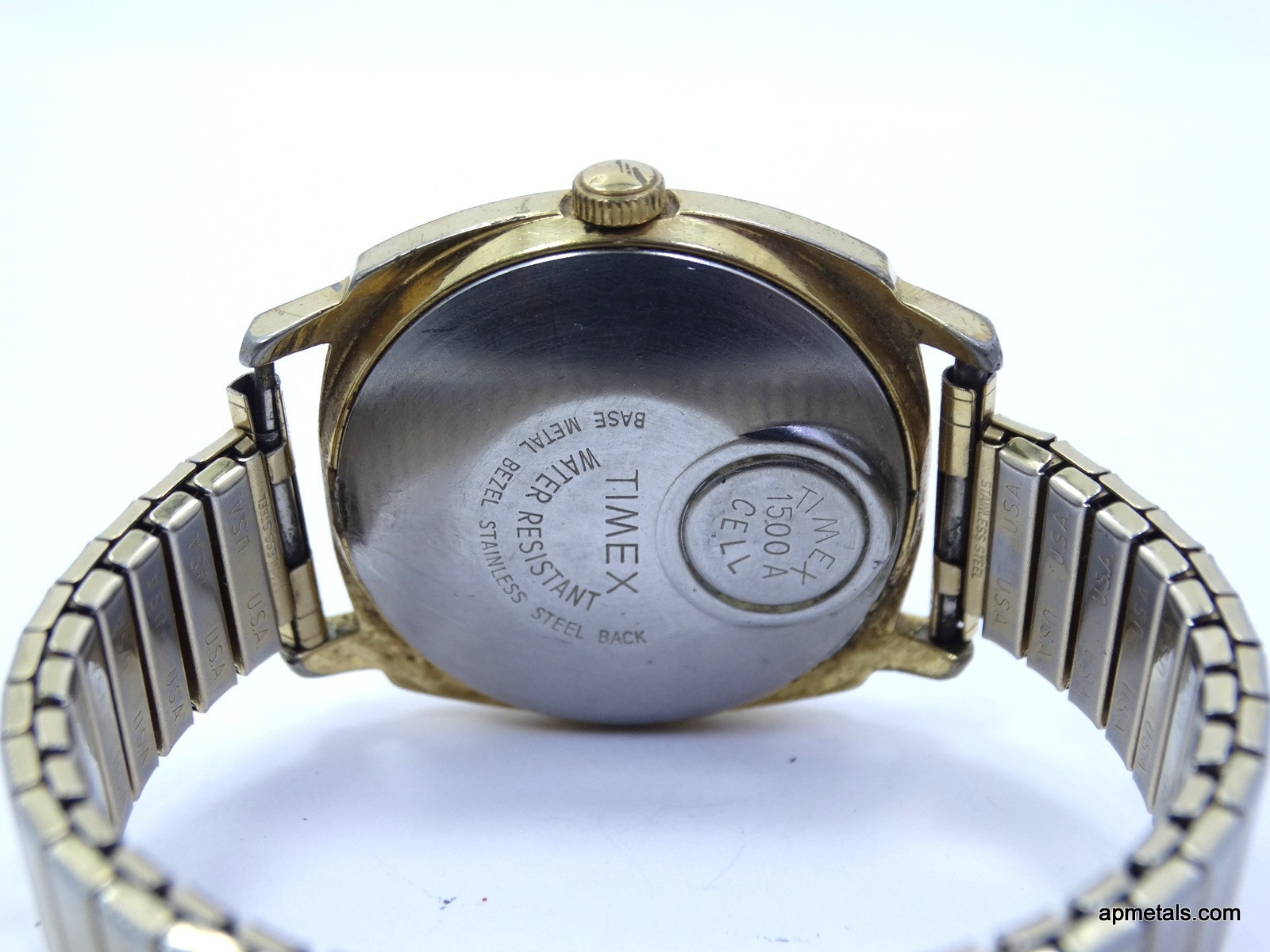 Vintage 1970’s TIMEX ELECTRIC DYNABEAT Gold Toned 1500A Quartz Watch