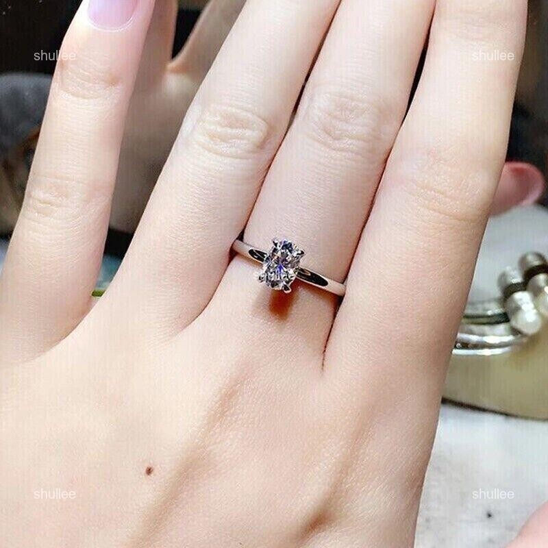 Lab Grown Diamond 18K White Gold Attractive Solitaire Handcrafted Ring Jewelry