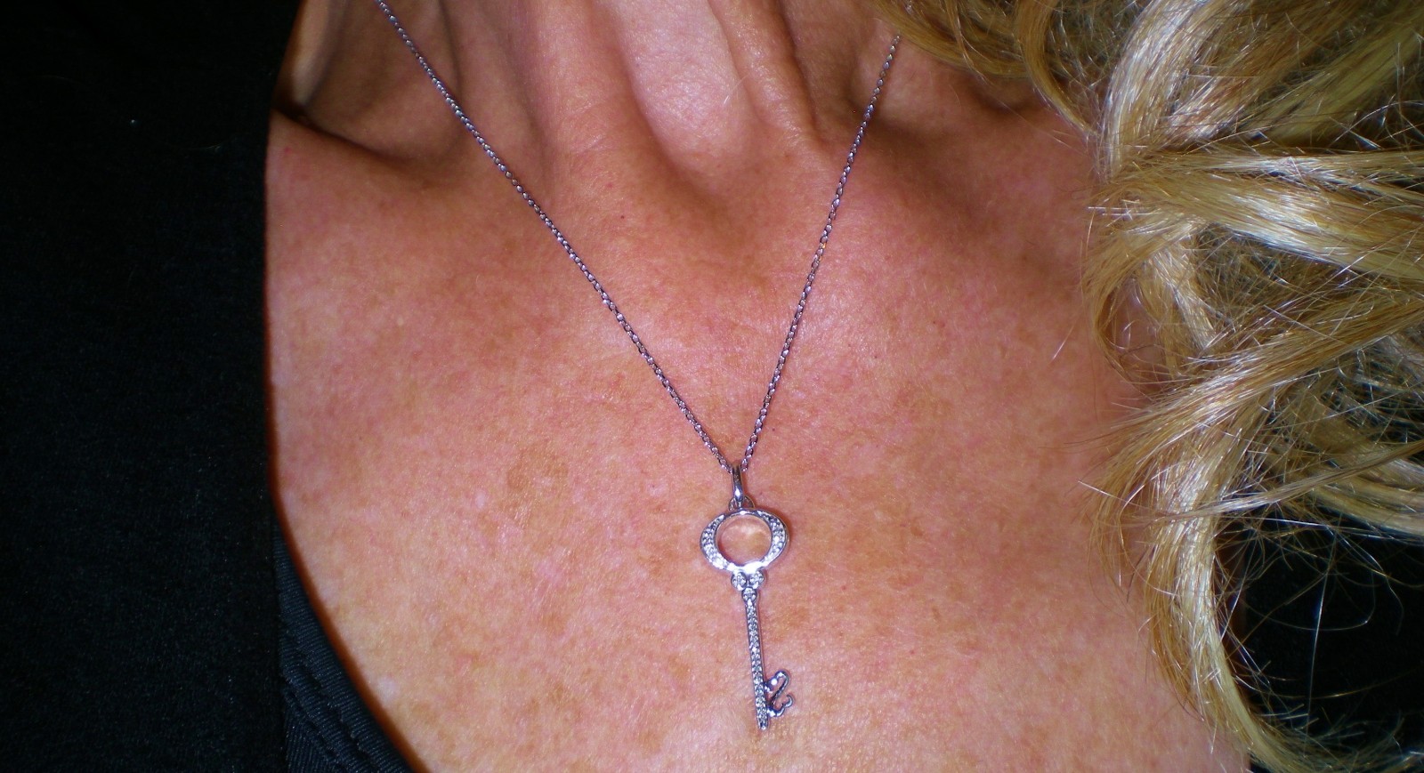 Jane Seymour Open Hearts Sterling Silver KEY Diamond Accent Necklace 💎 KAY BOX