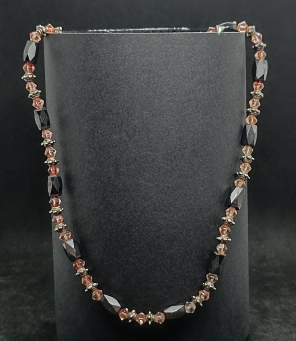 Vintage 1970s French Sautoir Necklace with Faceted Beads and Magnetic…