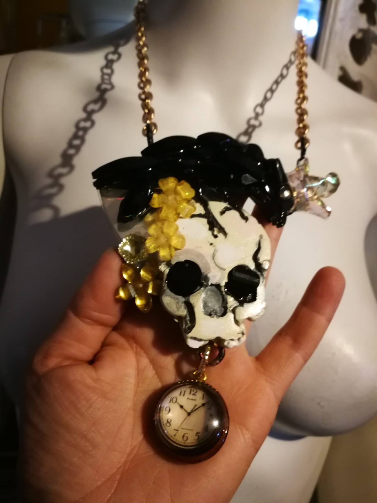 Magic Talisman Black Raven Crow Necklace Skull Pendant Amulet Memento Mori Clock