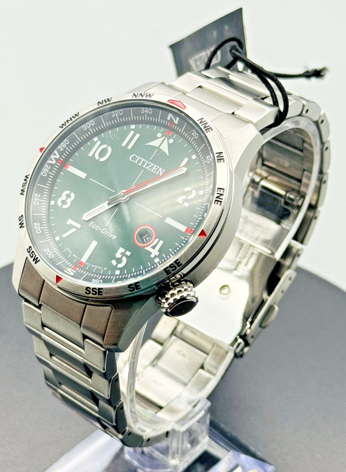 Citizen Eco-Drive Weekender Sport Watch Green Dial Compass Bezel Stainless Steel