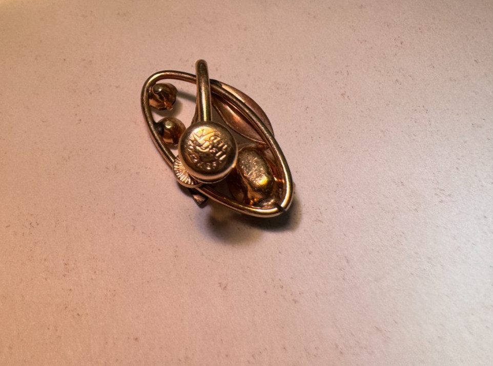Vintage Van Dell, 12 K GP, Gold tone metal necklace and earrings