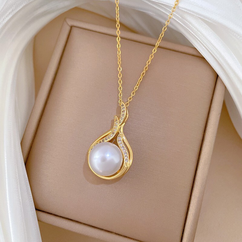 Gold Fishtail White Pearl Rhinestone Necklace Stainless Steel Big Faux Pearl New