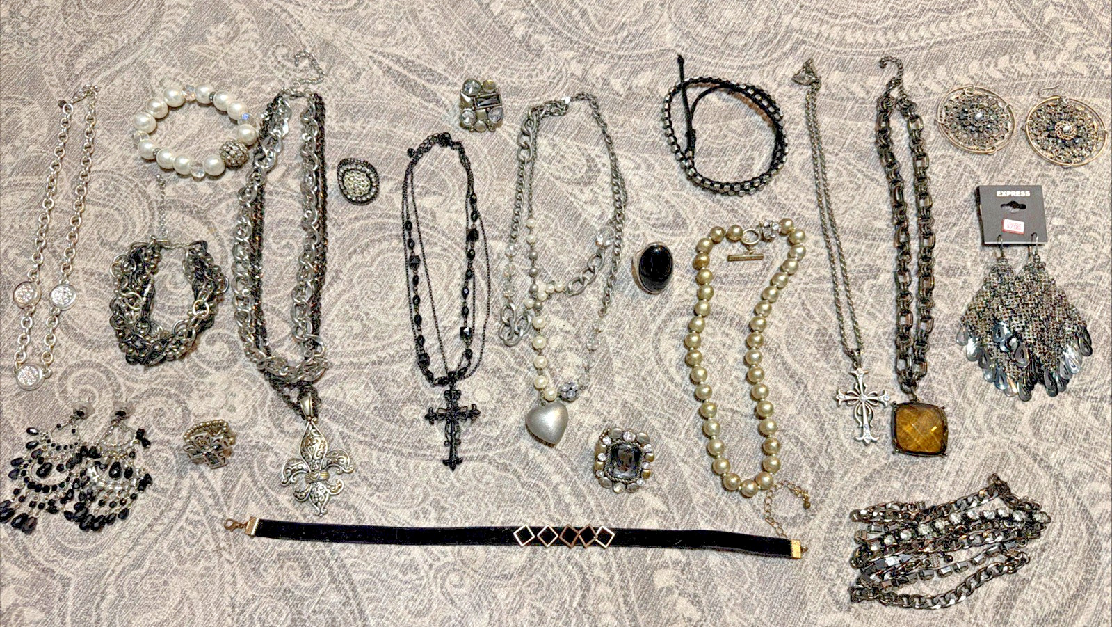20 Lot Gothic Inspired Costume Jewelry Romance Core Goth Black Emo Renaissance