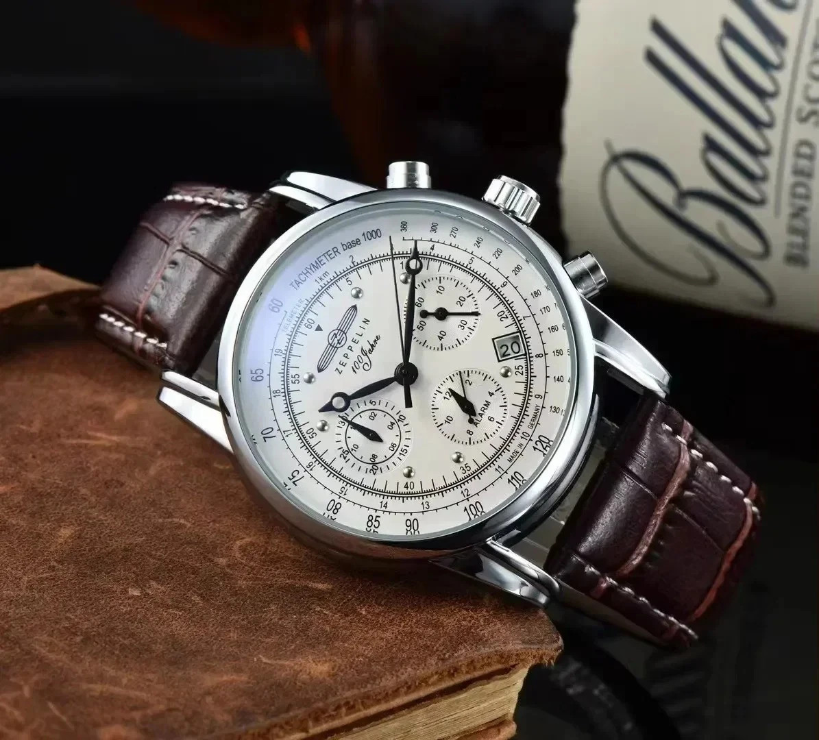 Men Luxury Business Casual Watch Leather Strap Airship Style Quartz Wristwatch