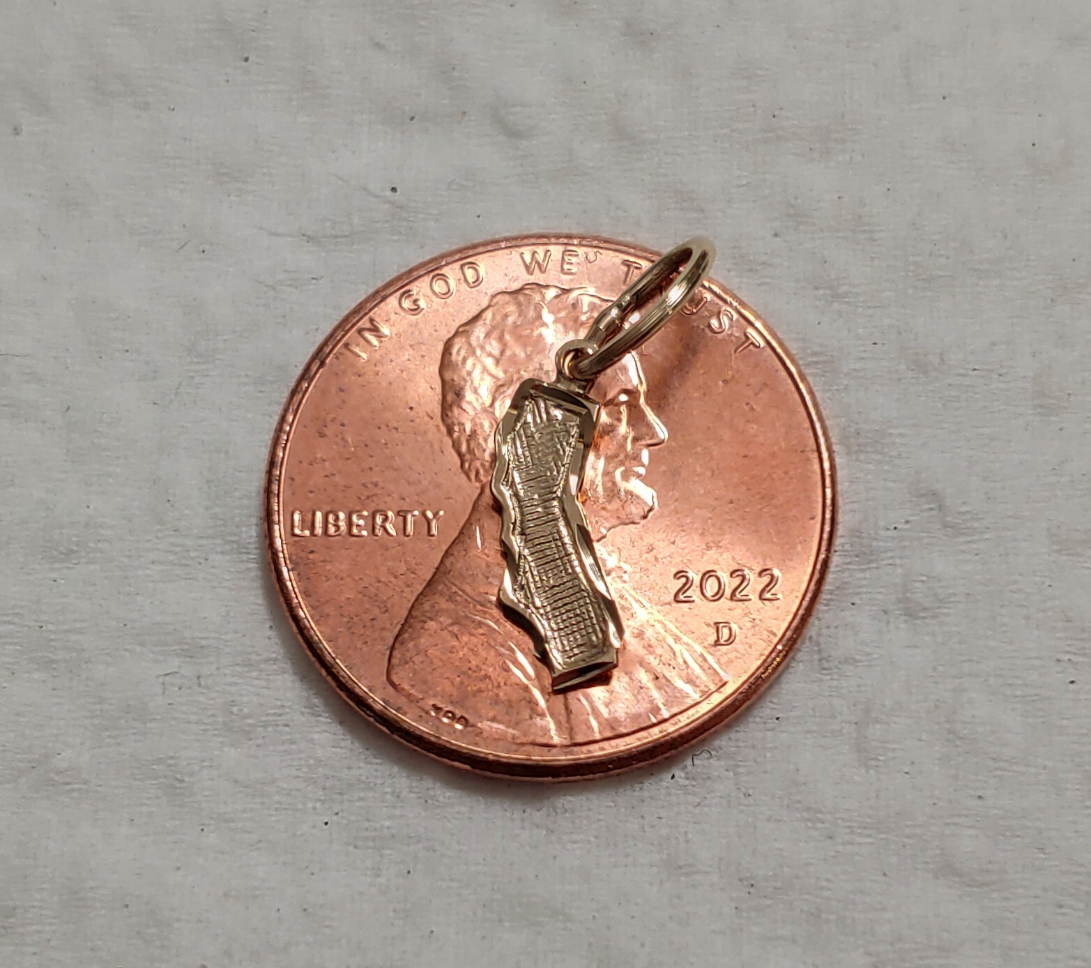 New 14k Yellow Gold Little California Charm Pendant