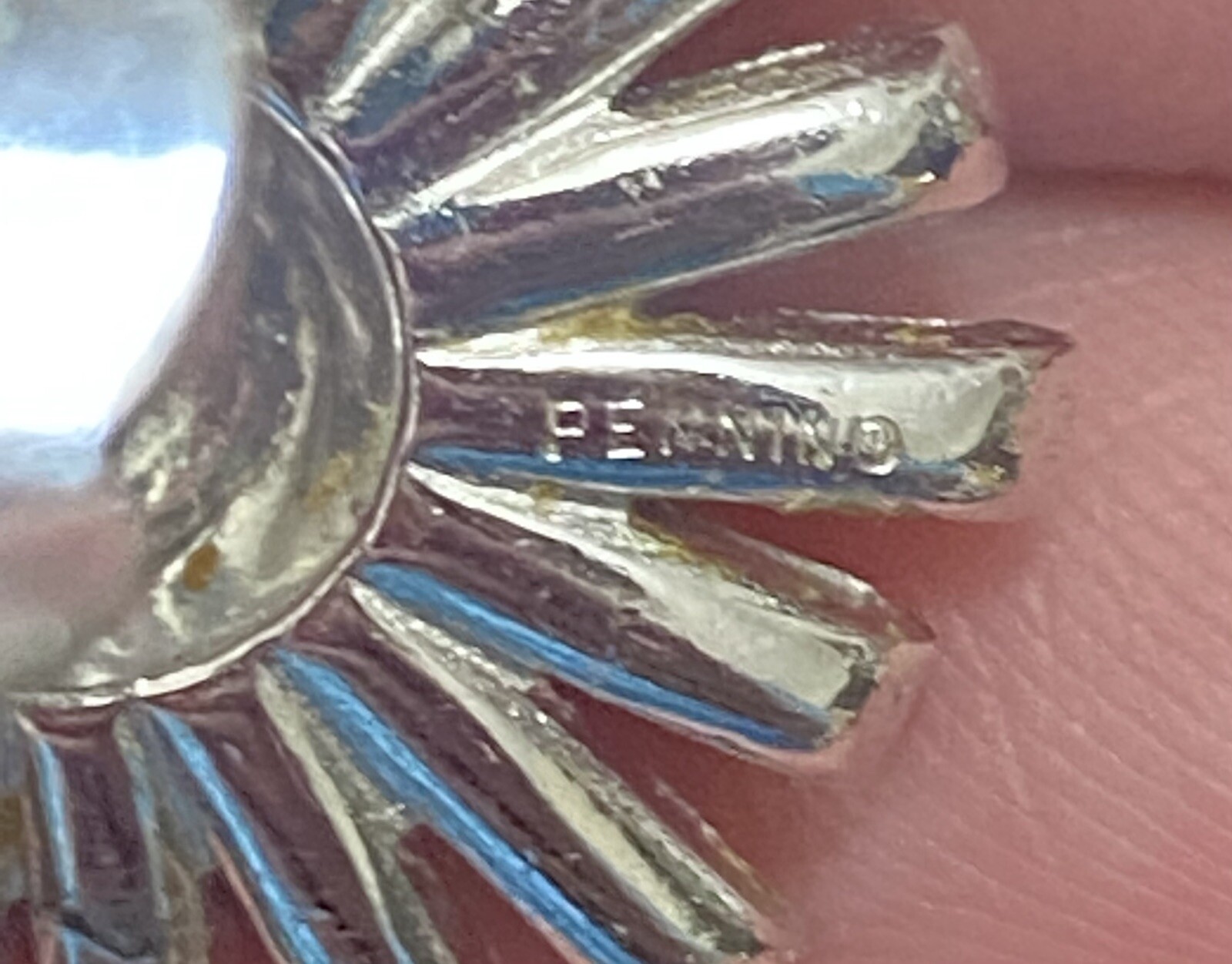 VTG PENNINO SIGNED Crystal RHINESTONE Rhodium Plate Clip On EARRINGS
