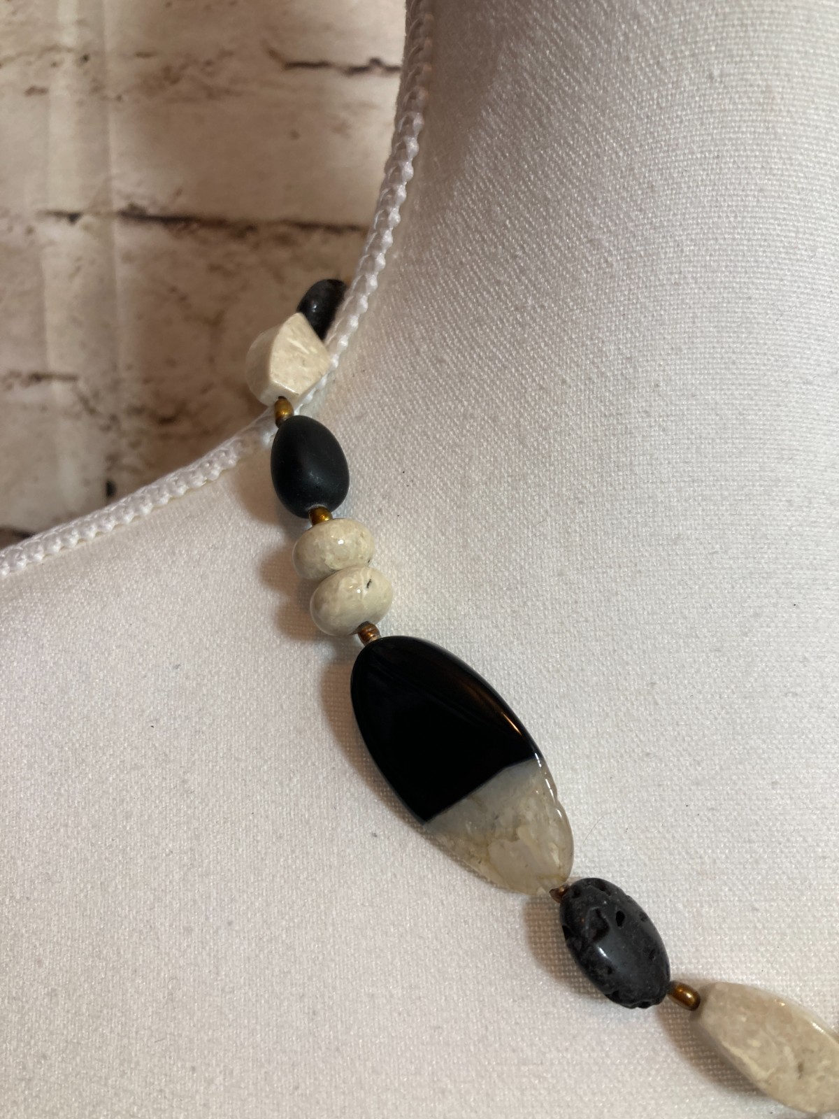 Vintage Earthy Statement Necklace Artsy Ethnic Artisan Black & Cream Stones