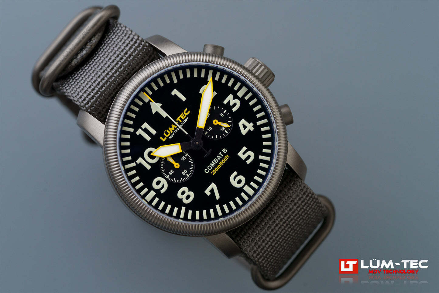 Lum-Tec Mens Watch Combat B64 Chronograph 43mm Black Dial Miyota Japan OS21J