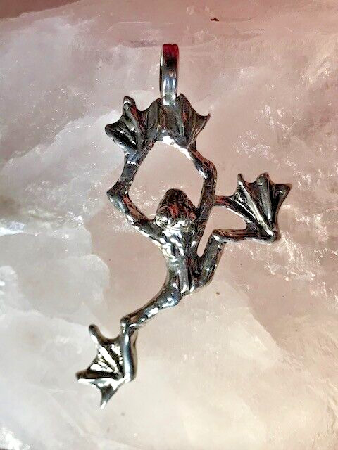 Frog Pendant 925 Kermit Art frog toad signed jewelry original signed JKL 132