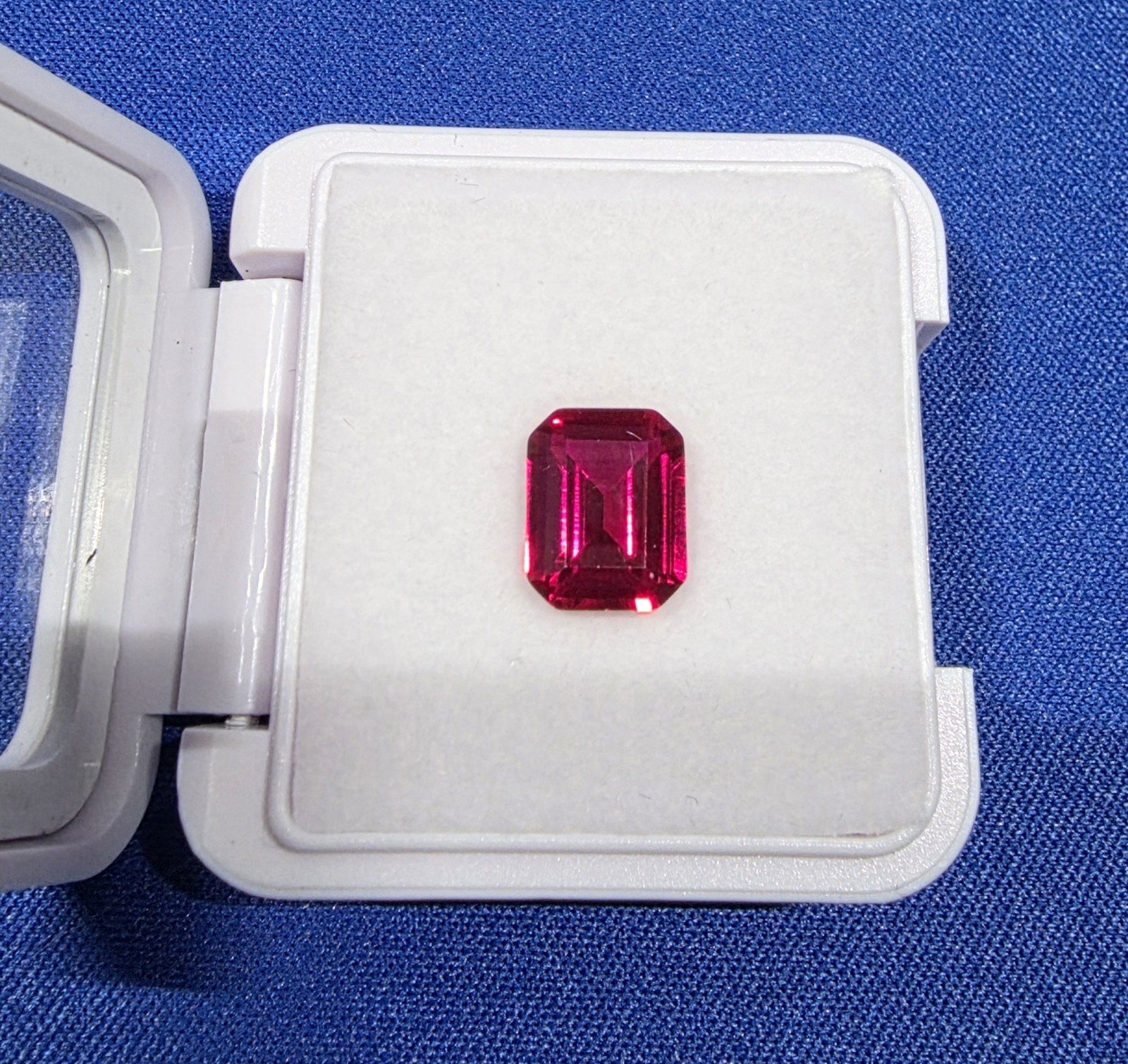 8x10mm 6.5ct Natural Pigeon Blood Ruby Pass UV Test VVS Emerald Cut Loose Stone